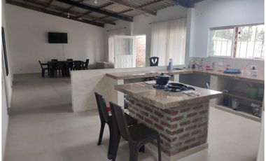 CASA CAMPESTRE EN ROZO 1000 M2 LOTE Y 330 M2 CONSTRUIDOS