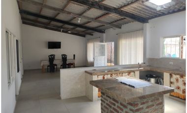 CASA CAMPESTRE EN ROZO 1000 M2 LOTE Y 330 M2 CONSTRUIDOS