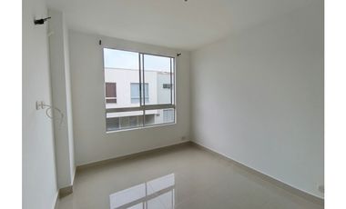 CIUDAD COUNTRY,  U. KINKINA $380 UN PARASO  EN SUS MANOS