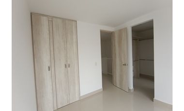 CIUDAD COUNTRY,  U. KINKINA $380 UN PARASO  EN SUS MANOS