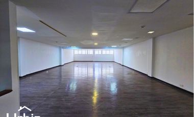 Arriendo Bodega de 450 m² en Centro Empresarial Av 68 con Calle 80