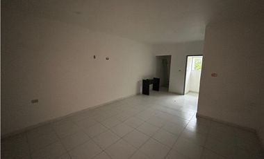 El Prado - Casa de tres pisos en venta. Barranquilla