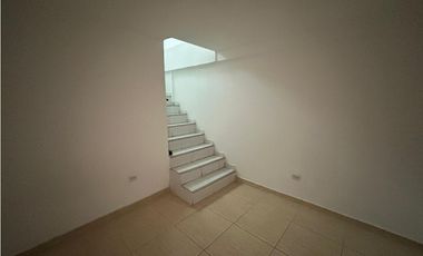 El Prado - Casa de tres pisos en venta. Barranquilla