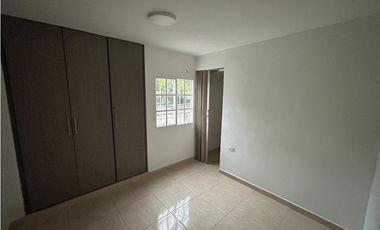 El Prado - Casa de tres pisos en venta. Barranquilla
