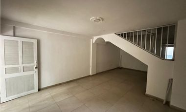 El Prado - Casa de tres pisos en venta. Barranquilla