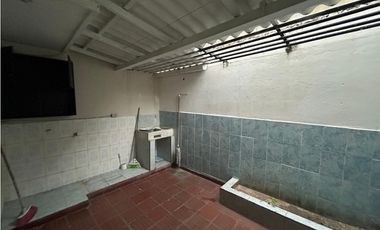 El Prado - Casa de tres pisos en venta. Barranquilla