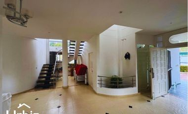 Casa Campestre y Casa de juegos en lote de 1770 m² en Verdesol, Melgar