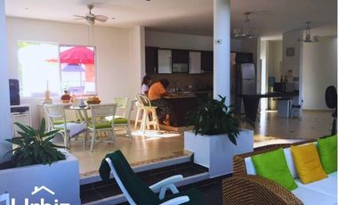 Casa Campestre y Casa de juegos en lote de 1770 m² en Verdesol, Melgar