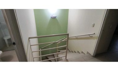 Casa de 128 M2 en conjunto en 330 mill negociables en La Mesa Cund