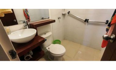 Casa de 128 M2 en conjunto en 330 mill negociables en La Mesa Cund