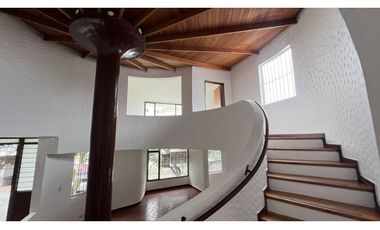 Casa Comercial Maraya