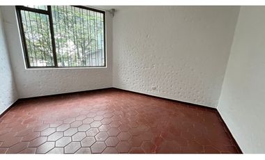 Casa Comercial Maraya