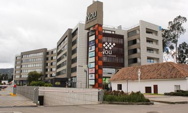 VENDO OFICINA EN CAJICA DE 50 M2 MAS TERRAZA DE 180 M2