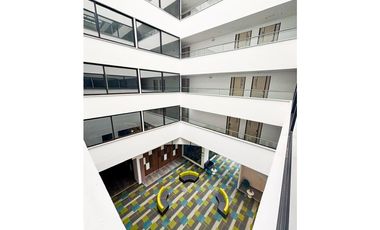 VENDO OFICINA EN CAJICA DE 50 M2 MAS TERRAZA DE 180 M2