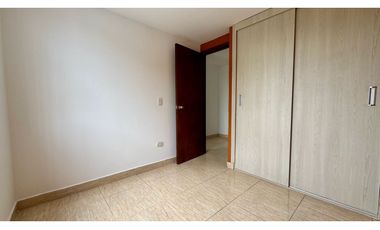 Casa de dos pisos en venta - Barrio Paraíso de La Italia Palmira Valle