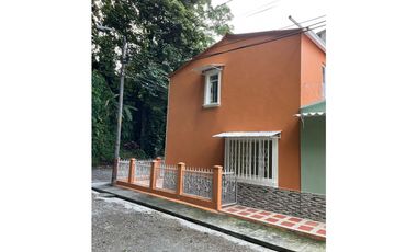 Se vende casa dúplex esquinera en Cuba San Fernando  73 m²