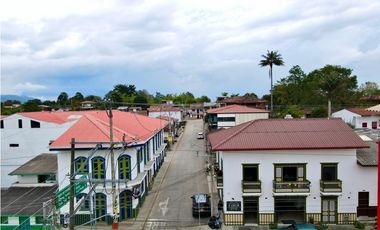 Local (piso 2) en arriendo sector Salento (Tercer piso con vivienda)