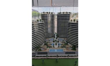 Se vende hermoso departamento con vista al mar Grand Bay Manta.