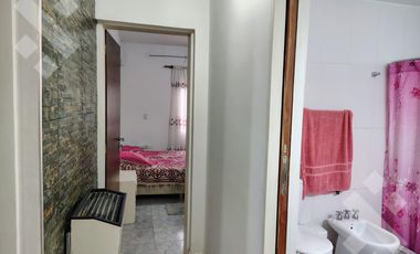 Se Alquila, Casa de 4 dormitorios, Barrio Los Cerezos I, Plottier