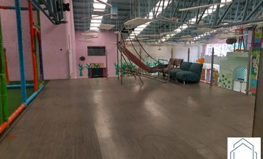 En Renta: Inmueble Ideal para Salón de Eventos Infantiles.
