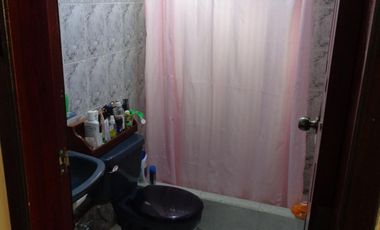Casa con varios Departamentos de Venta sector Ferroviaria Media