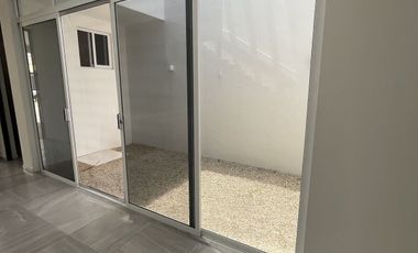 Casa en Renta en Campeche Privada Lomas de las flores 2