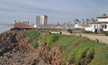 VILLA DE LUJO EN EXCLUSIVO RESIDENCIAL PRIVADO