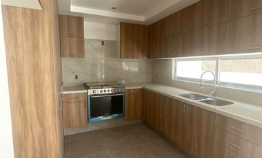 Casa nueva en venta en Zen House ll