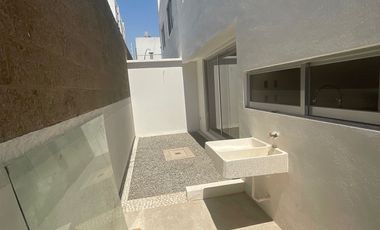 Casa nueva en venta en Zen House ll