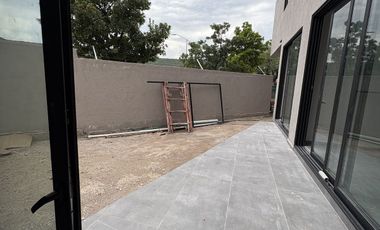 Nueva casa en venta Altozano