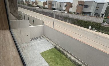 Nueva casa en venta Altozano
