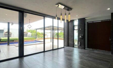 Casa en venta en El Palomar, Tlajomulco de Zúñiga, Jalisco