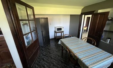 Casa  de campo- 3 dormitorios - Living- Cocina comedor- dependencias! imperdible! Sobre lote de 2500m2- Financiada!!