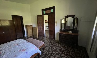 Casa  de campo- 3 dormitorios - Living- Cocina comedor- dependencias! imperdible! Sobre lote de 2500m2- Financiada!!