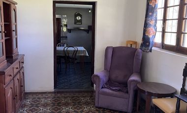 Casa  de campo- 3 dormitorios - Living- Cocina comedor- dependencias! imperdible! Sobre lote de 2500m2- Financiada!!