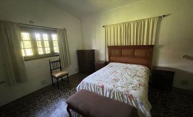 Casa  de campo- 3 dormitorios - Living- Cocina comedor- dependencias! imperdible! Sobre lote de 2500m2- Financiada!!