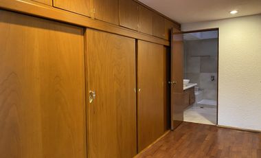 Casa en renta en Lomas de Tecamachalco