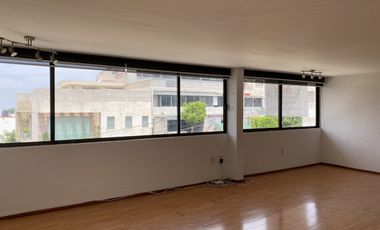 Casa en renta en Lomas de Tecamachalco