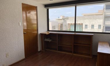 Casa en venta en Lomas de Tecamachalco