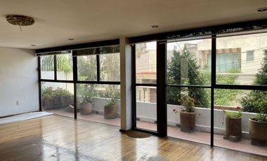 Casa en venta en Lomas de Tecamachalco