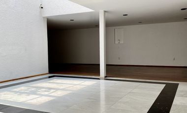 Casa en venta en Lomas de Tecamachalco