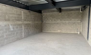 Local comercial en Renta a estrenar