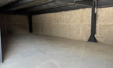 Local comercial en Renta a estrenar