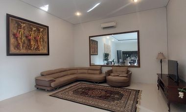 Villa Modern Minimalis Gedong Sari Mumbul Nusa Dua Badung