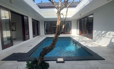 Villa Modern Minimalis Gedong Sari Mumbul Nusa Dua Badung