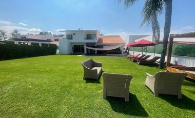 Casa en  venta en fraccionamiento Lomas de Cocoyoc, Morelos