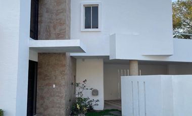 Casa en Venta y Renta con Alberca en Col. El Charro, Tampico Tamaulipas.