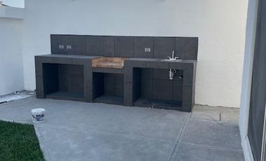 Casa en Venta y Renta con Alberca en Col. El Charro, Tampico Tamaulipas.