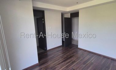 Departamento en renta en Bosque Real Huixquilucan 26-140 JAS