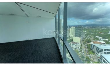 Alquiler de Oficina con vista al mar - Financial Park, Costa del Este.